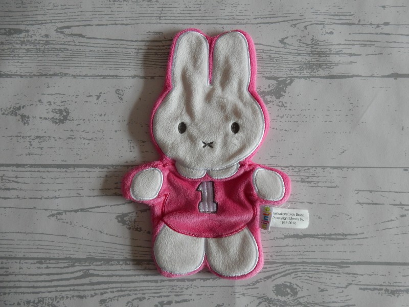 Nijntje knuffeldoek knuffellap velourse knisper roze 1