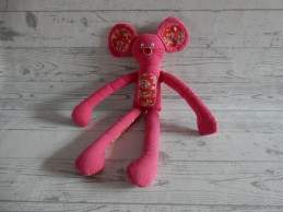 Hema knuffel slungel tricot roze rood bloemen Muis