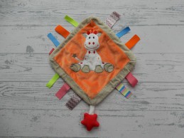 Tiamo knuffeldoek velours ribstof oranje beige labels giraffe Gino