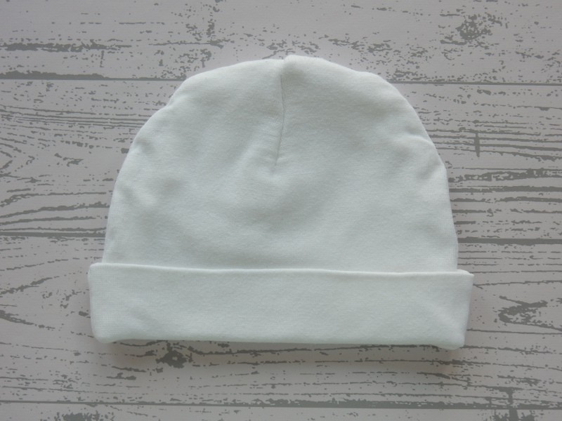 Babymutsje wit 1 maat