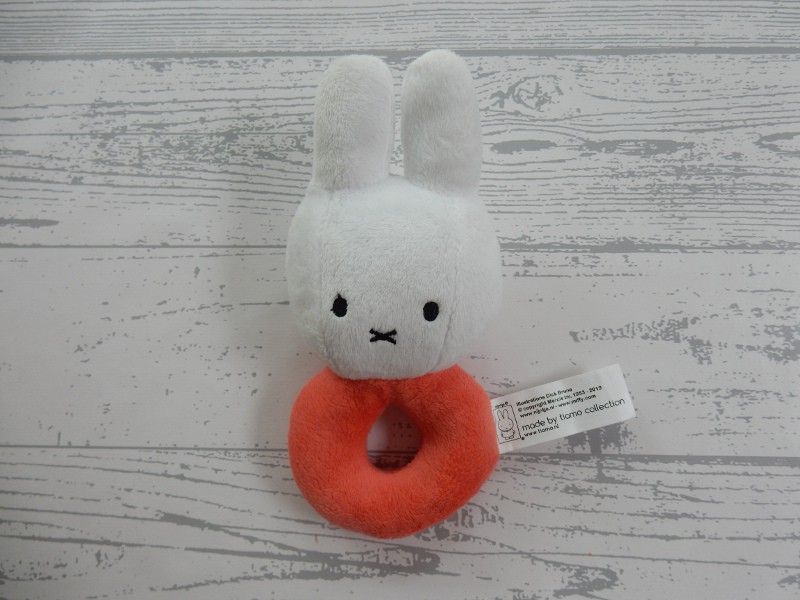 Nijntje knuffel rammelaar ring velours wit oranje classic