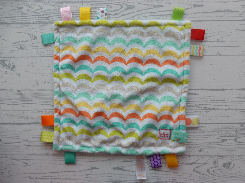 Bright Starts Taggies knuffeldoek velours wit groen geel wave golfjes