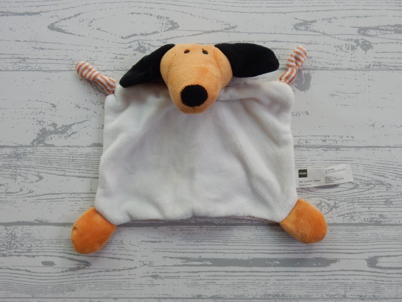 Hema knuffeldoek velours wit bruin hond teckel