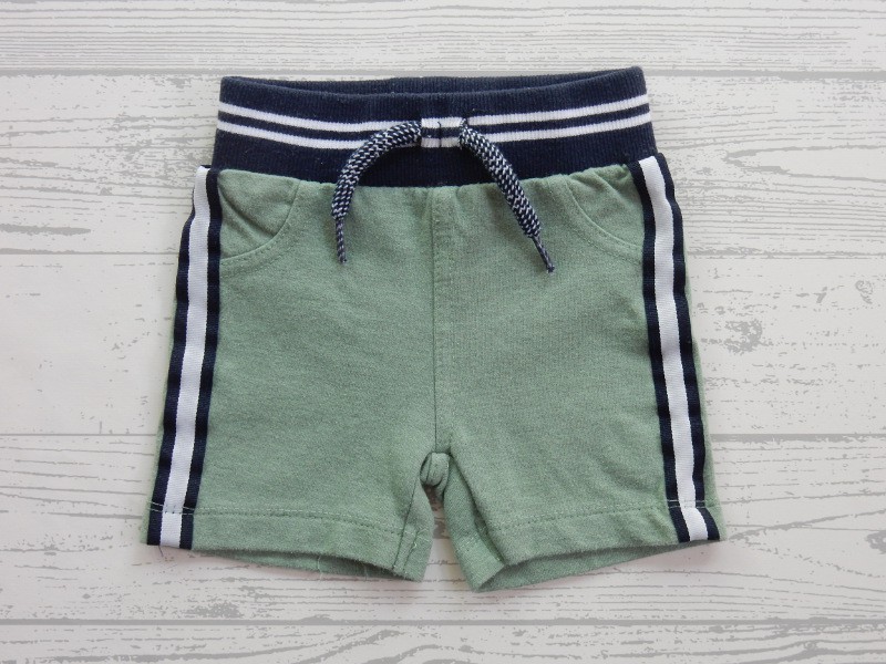 Dirkje babywear short lichtgroen sage maat 50