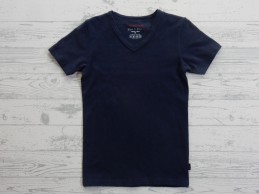 Vingino Basic Boys t-shirt donkerblauw v-hals maat 122-128