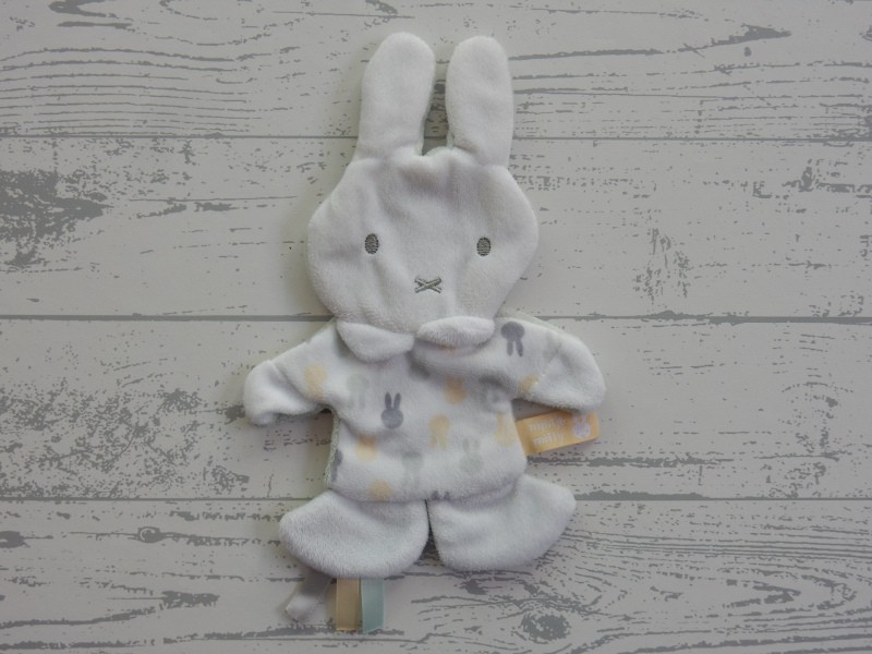 Nijntje knisperdoekje knuffeldoek velours wit geel grijs