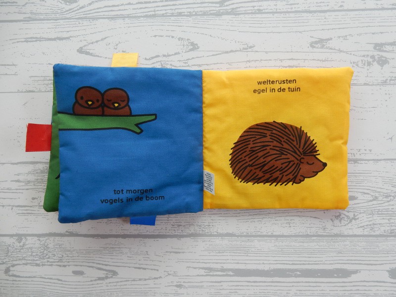 Nijntje stoffen labelboekje velours blauw oranje geel Iedereen Slaapt