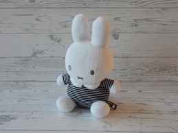 Nijntje knuffel rammelaar velours zwart wit gestreept zittend