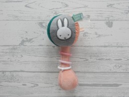 Nijntje balrammelaar velours roze lichtgroen groen ringen leeuw