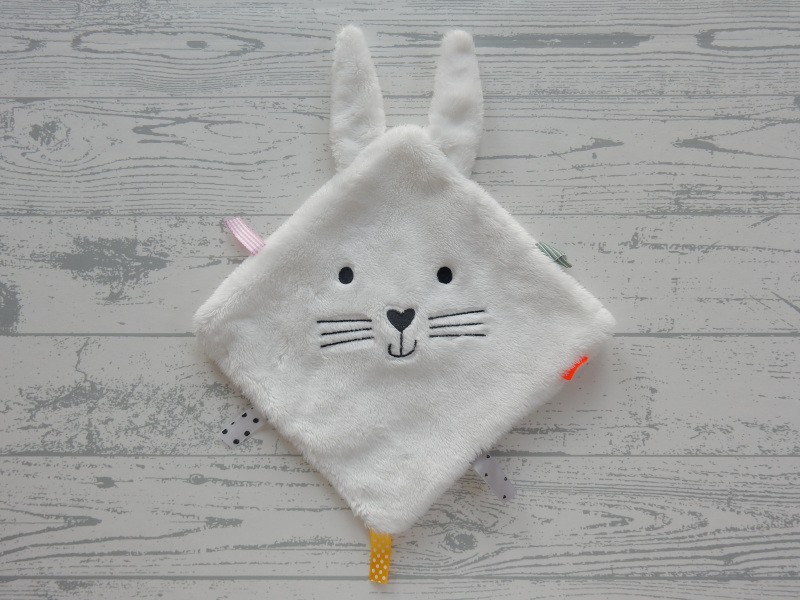 Hema knuffeldoek labeldoek velours wit konijn