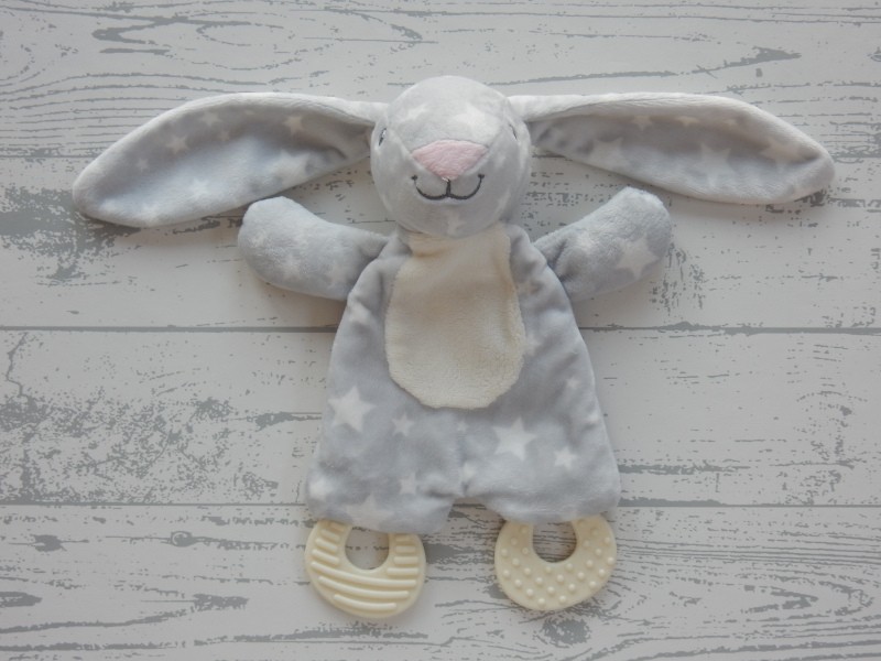 Action Zd trading knuffeldoek velours lichtgrijs wit sterren konijn