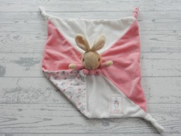 Peter Rabbit knuffeldoek velours katoen roze wit Flopsy Bunny