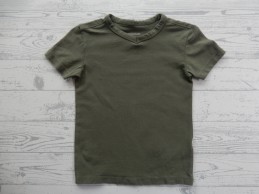 Kinder t-shirt basic legergroen v-hals maat 98-104