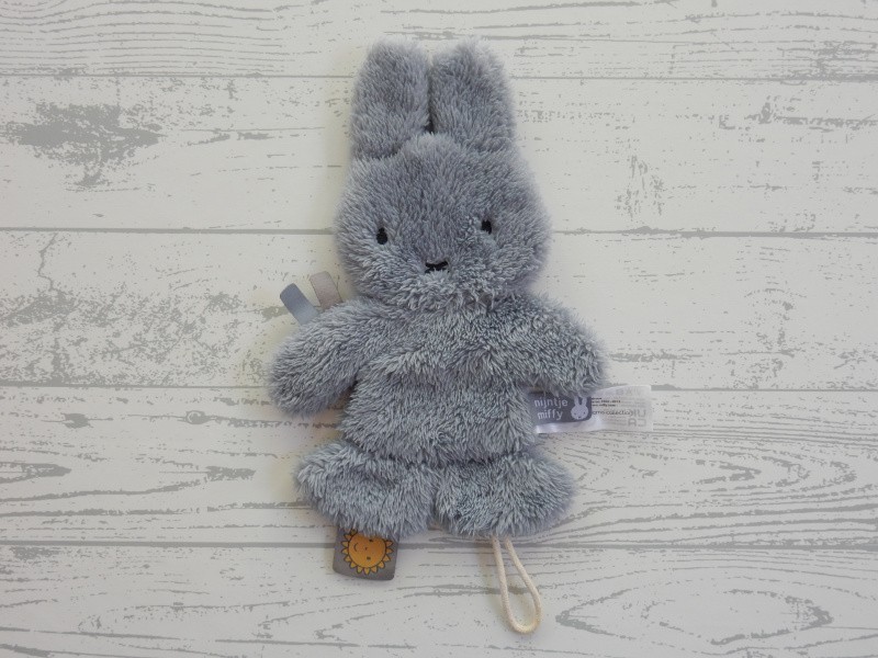 Nijntje knisperdoekje speendoekje pluizig fluffy blue