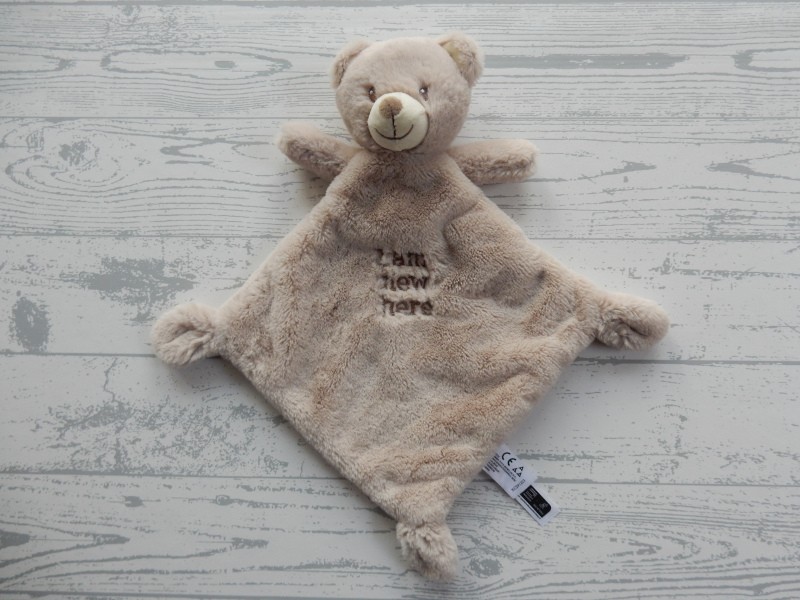 Nicotoy knuffeldoek velours beige beer I am New Here