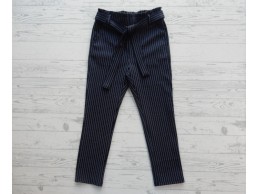 WE Fashion broek donkerblauw wit krijtstreep pinstripe jogger maat 122