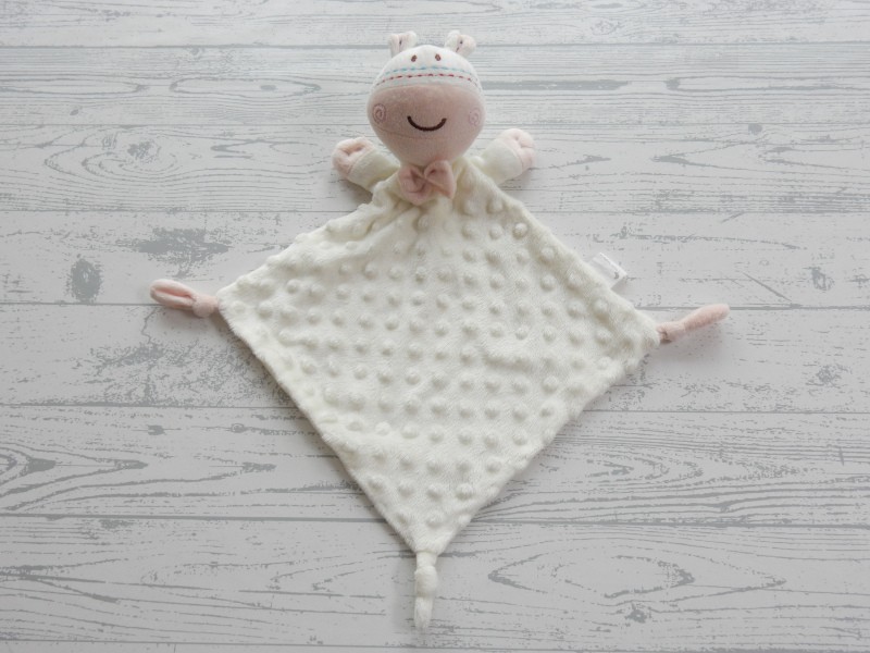 Interbaby knuffeldoek ecru beige bolletjes lichtroze ezel koe