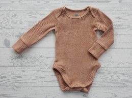 Hema romper lange mouw ribstof bruin maat 62-68