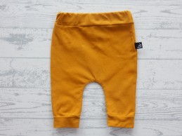 Babystyling baby broek oker geel maat 50