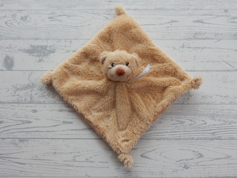 Happy Horse knuffeldoek velours bruin Beer Boogy