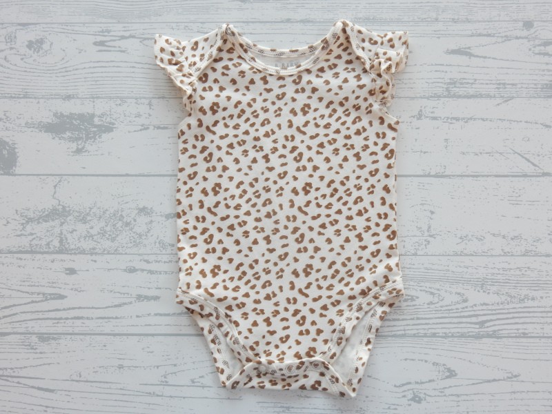Romper zonder mouw ruches ecru bruin animal maat 62