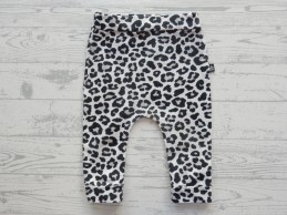 Babystyling baby broek wit zwart leopard animal maat 74