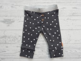 Hema baby broekje donkergrijs wit print driehoekjes maat 50
