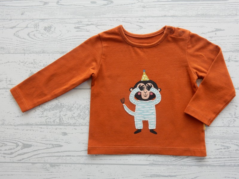 Hema newborn shirt bruin lichtblauw kiekeboe aap maat 56