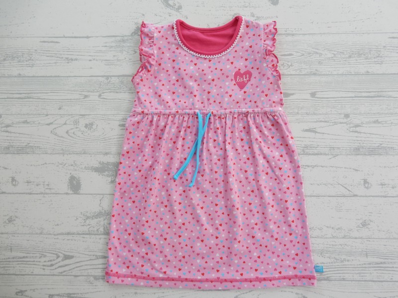 Lief! Lifestyle jurk tricot roze blauw wit hartjes maat 98-104