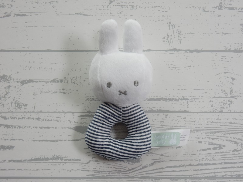 Nijntje knuffel rammelaar velours wit blauw gestreept ABC