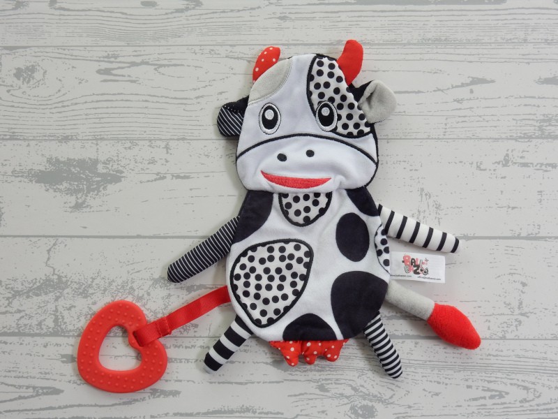 BaliBazoo knuffeldoek knisperdoek velours zwart wit rood bijtstuk koe