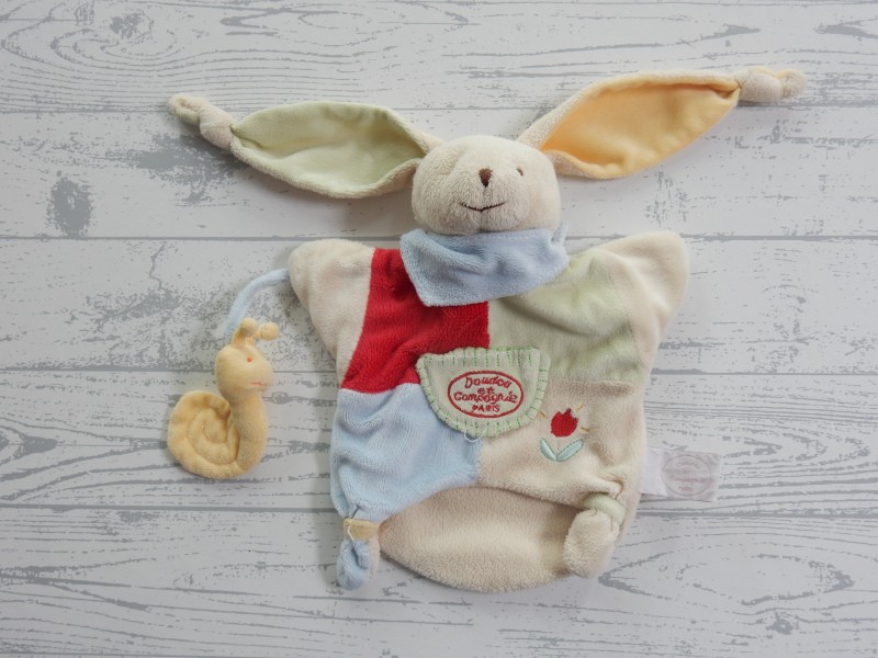 Doudou et Compagnie knuffel handpop velours ecru groen Konijn Lapin