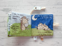 Jellycat stoffen boek velours katoen Georgie Giraffe