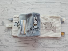 Nijntje activiteitenboek velours fluffy green