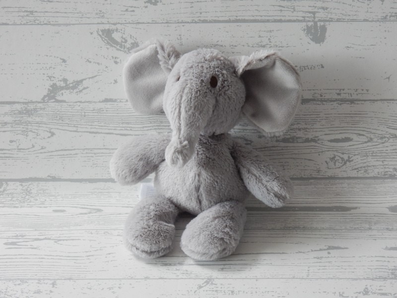 Kruidvat Happy Horse knuffel velours grijs olifant