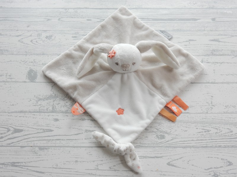 Nattou Jollymex knuffeldoek doudou velours grijs wit oranje konijn Mia