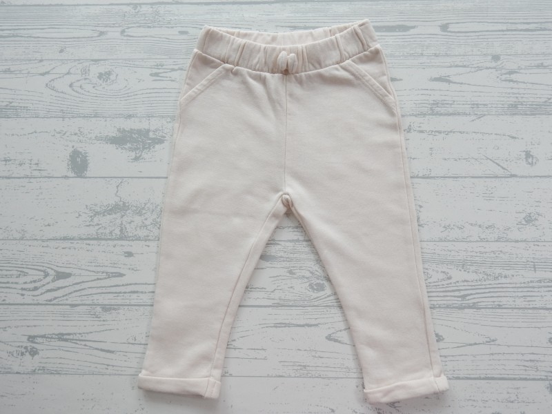 Broek sweatstof ecru strikje maat 80