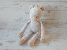 Primark Cares knuffel velours wit beige bruin giraffe