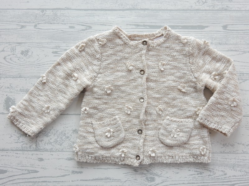 Zara Knitwear vest gebreid beige bloemetjes maat 68-74