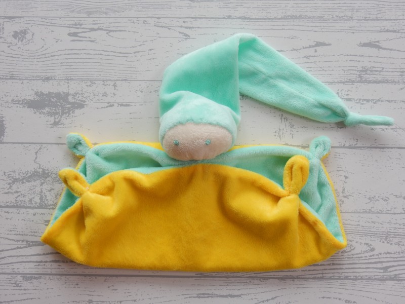 Difrax knuffeldoek softdoek velours geel mint groen groot