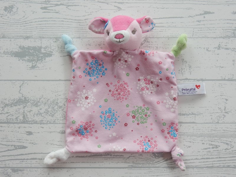 Prenatal knuffeldoek velours roze lichtroze bloemetjes hertje Hilly