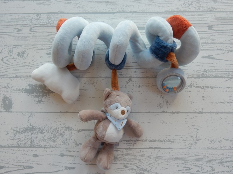 Nattou boxspiraal velours blauw wit beige bruin wasbeer Bob