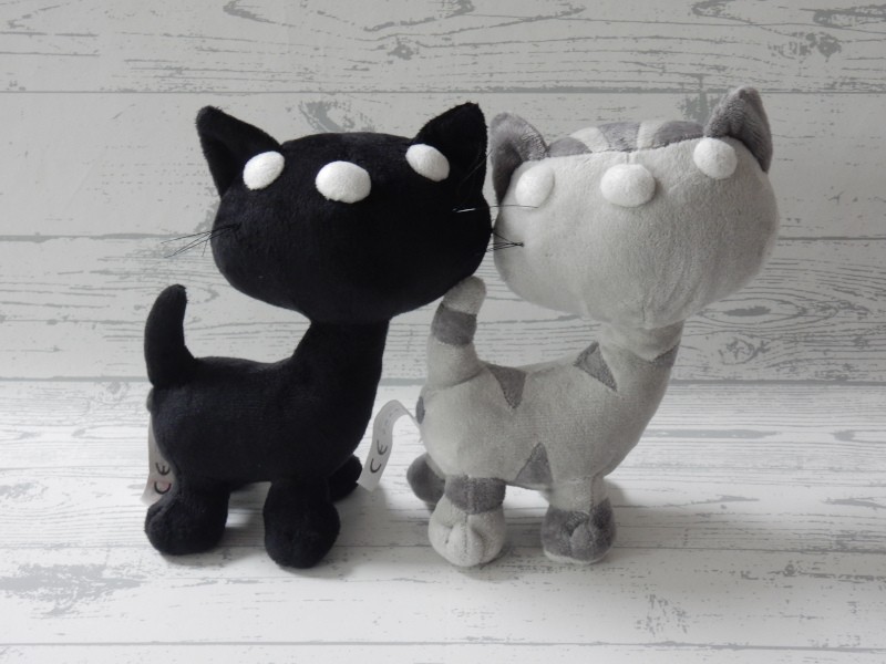 Pim en Pom Fiep Amsterdam knuffel velours zwart grijs 20 cm