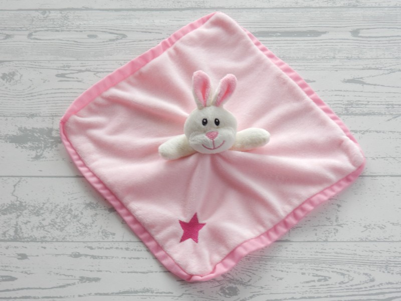 Zeeman knuffeldoek velourse roze ecru ster konijn