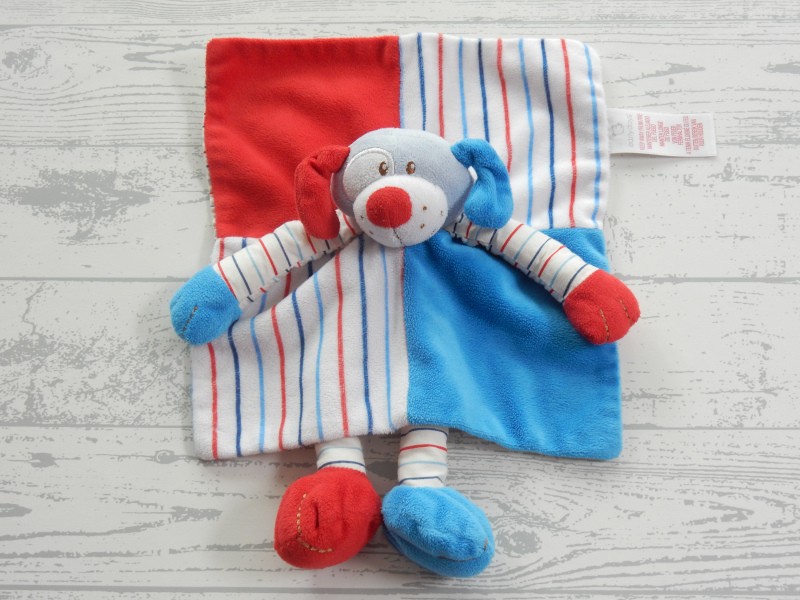 Primark Early Days knuffeldoek velours rood wit blauw gestreept hond