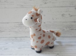 H&M Home knuffel knuffeldier velours ecru bruin vlekken giraffe