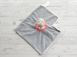 Primark Disney knuffeldoek velours grijs geel rood Winnie the Pooh