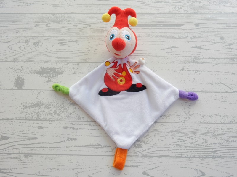 Efteling Jokie knuffeldoek velours wit rood nar Jokie