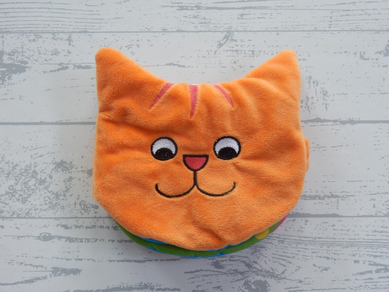 Dikkie Dik Jet Boeke rammelboekje stoffenboek velours oranje
