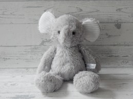 Hema knuffel velours fluffy grijs wit rib olifant 21 cm
